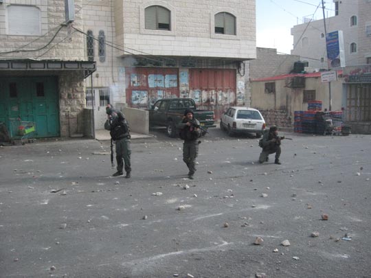  JON SISTIAGA _ soldados al lado 