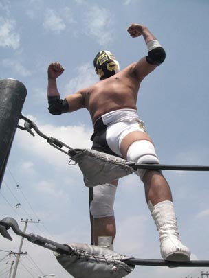  JON SISTIAGA _ terminator metiendo tripa 