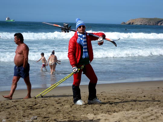  CHARLIE LONEGAN _ gente de la playa 