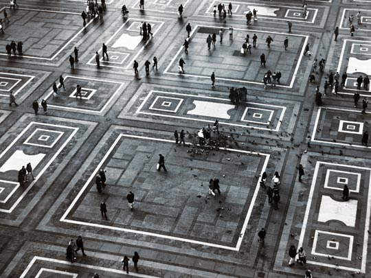  MARCELO AURELIO _ plaza del duomo de milán 