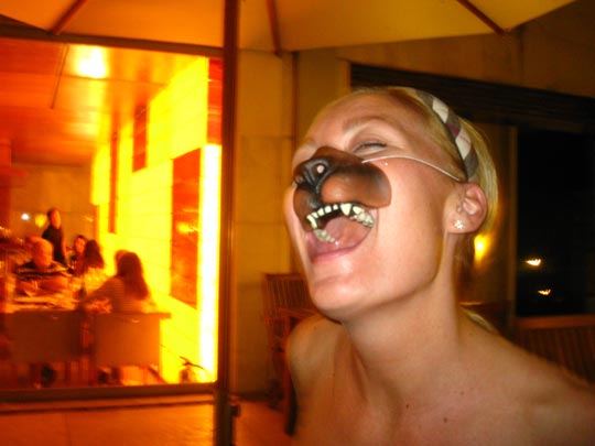  MIKEL URMENETA _ chica de los horrores (1) 