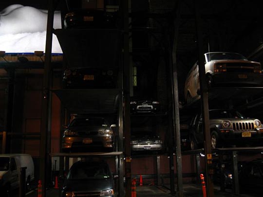  MIKEL URMENETA _ culo en el garage 