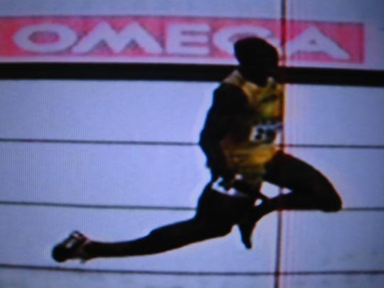  MIKEL URMENETA _ éxito 