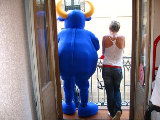  MIKEL URMENETA _ extraño encierro (2) 