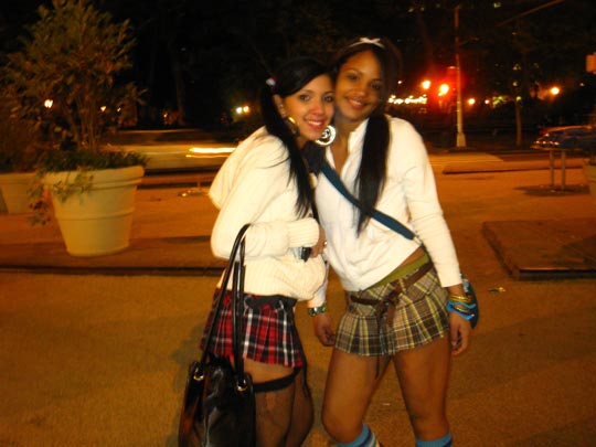  MIKEL URMENETA _ hallovivas 