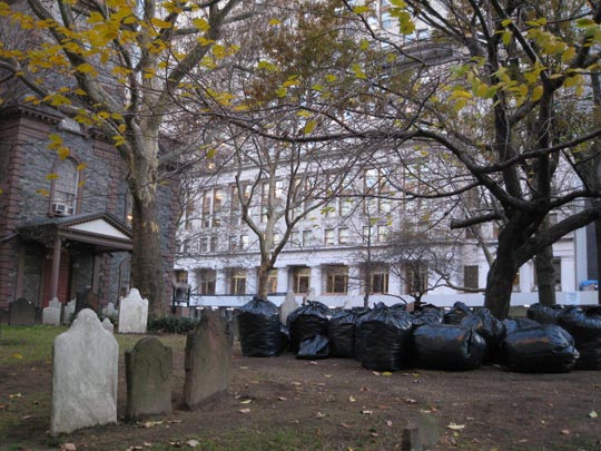  MIKEL URMENETA _ la basura de los muertos 