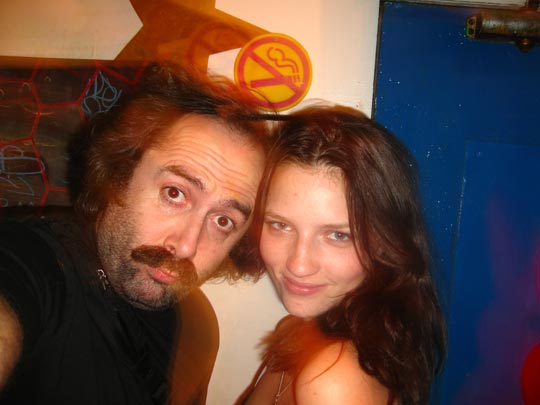  MIKEL URMENETA _ no es mi novia 