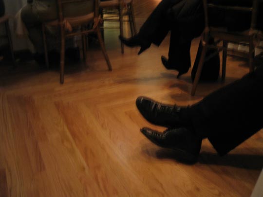  MIKEL URMENETA _ pies escuchando 