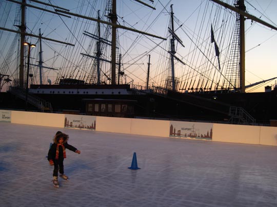  MIKEL URMENETA _ piratas de ciudad 