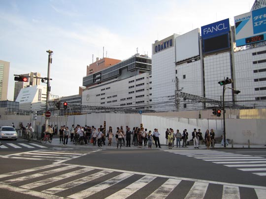  MIKEL URMENETA _ tokio frío 