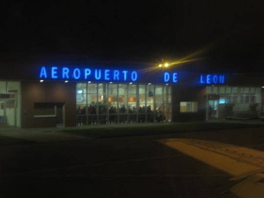  MIQUI PUIG _ el avión. armando manzanero 