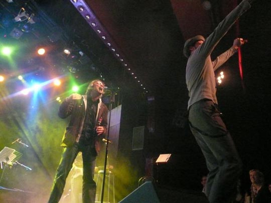  ALICIA OTAEGUI _ animando al banderillero 