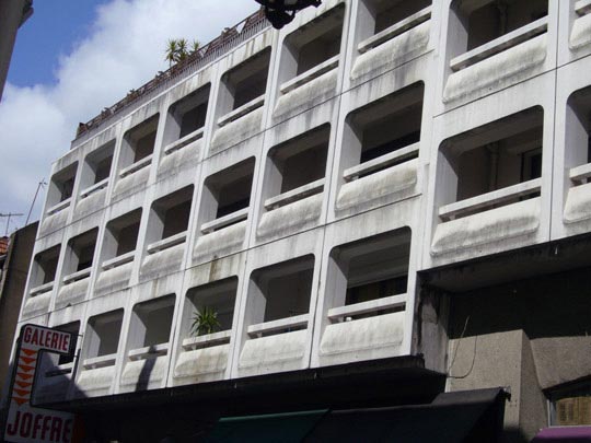  ALICIA OTAEGUI _ edificio grullere 