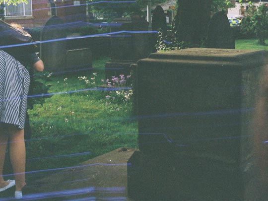  SARA COSTA _ fantasmas en el cementerio inglés 